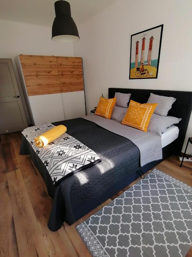 Room Bueno Έγκερ Εξωτερικό φωτογραφία