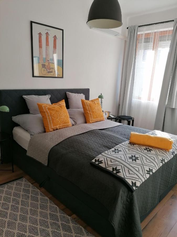 Room Bueno Έγκερ Εξωτερικό φωτογραφία
